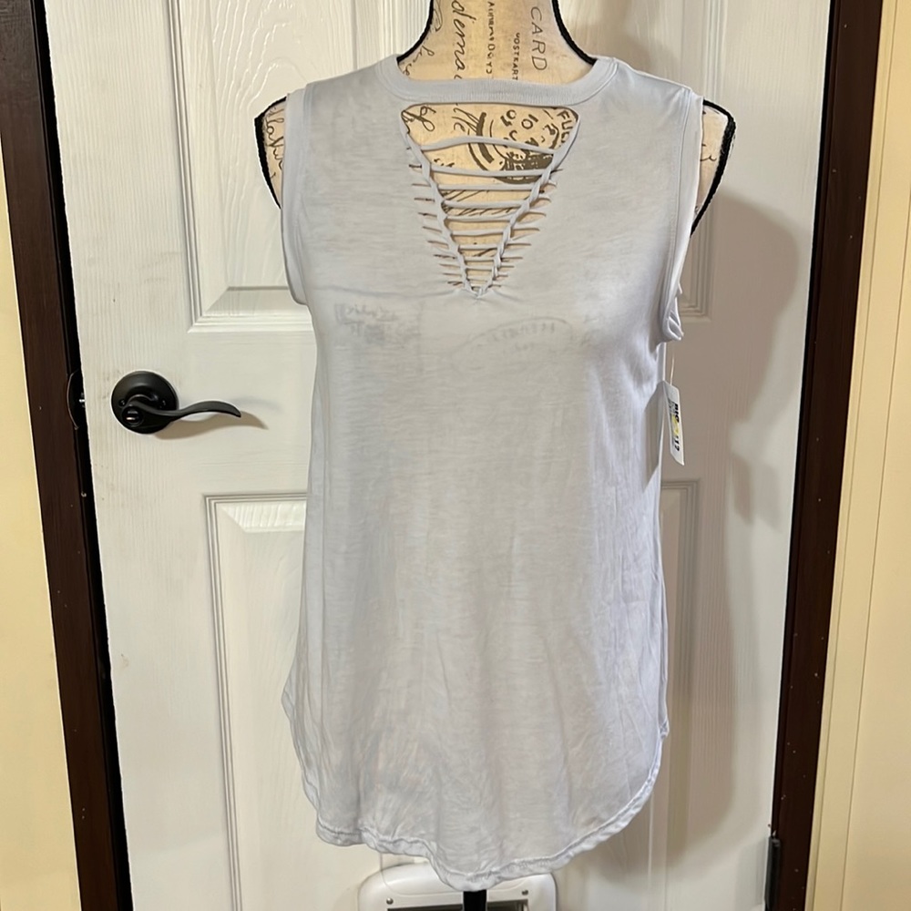 Cutout sleeveless top